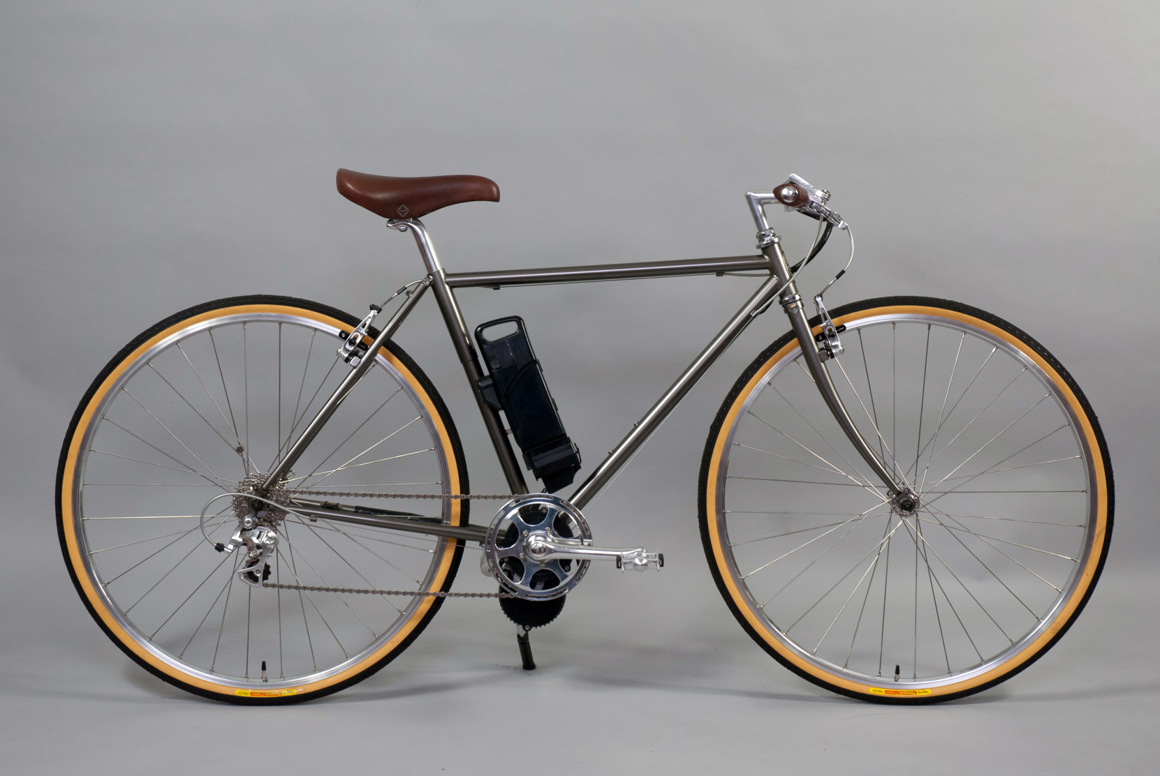 thePARK E-BIKE 700C | TOYO FRAME