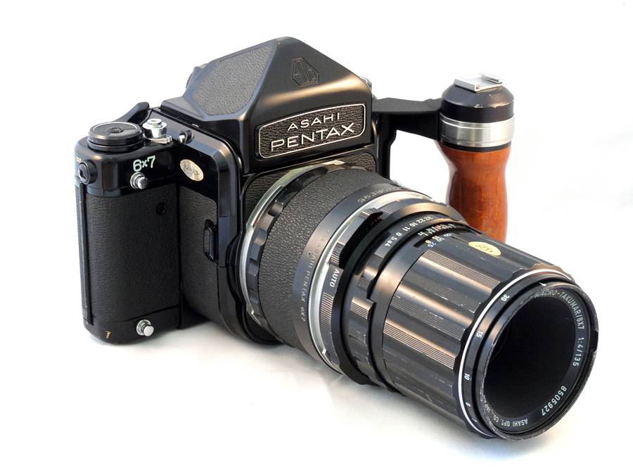 Lomopedia: Asahi Pentax 6x7 · Lomography