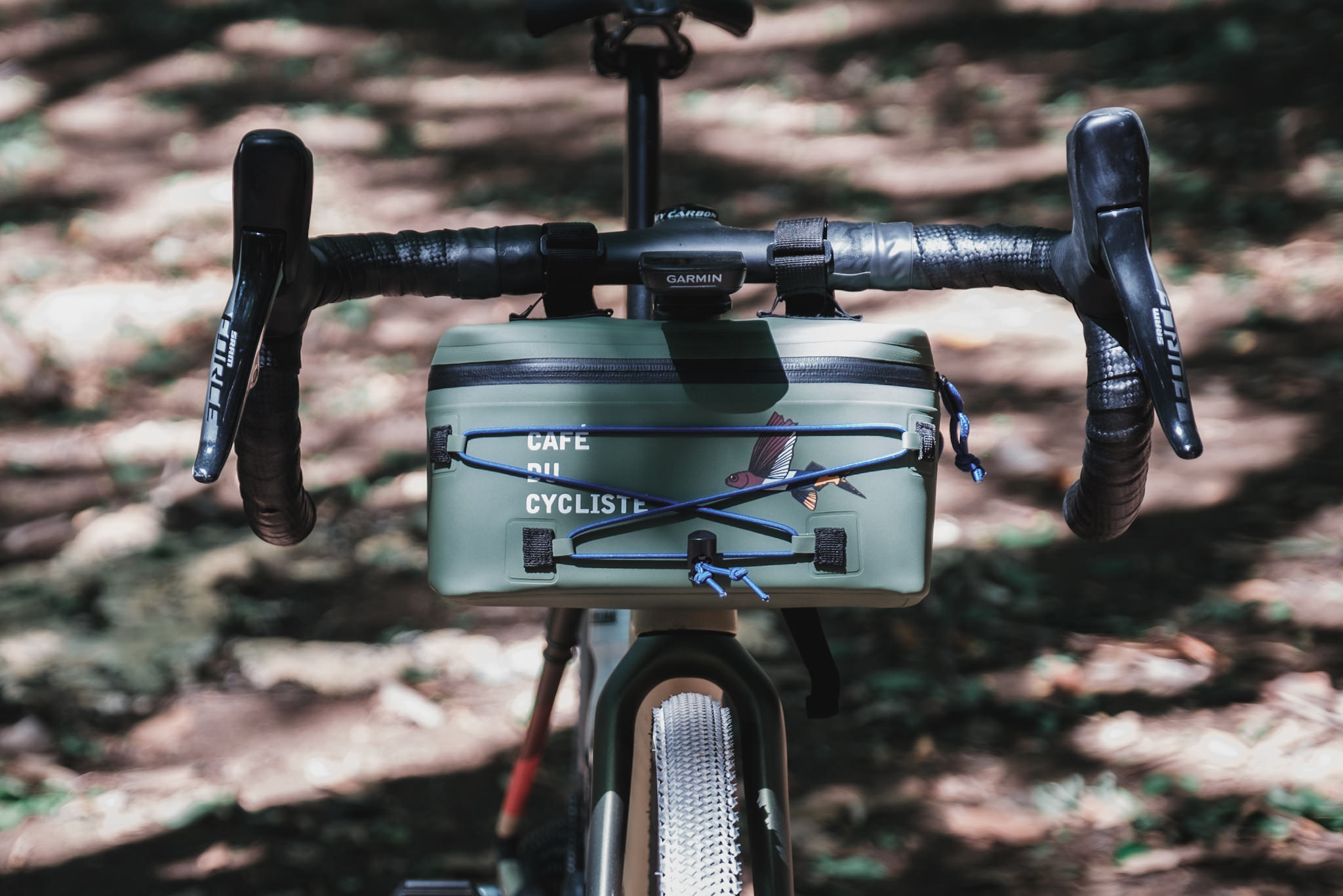 Café du Cyclisteハンドルバーバッグレビュー：タフに使える可愛いやつ