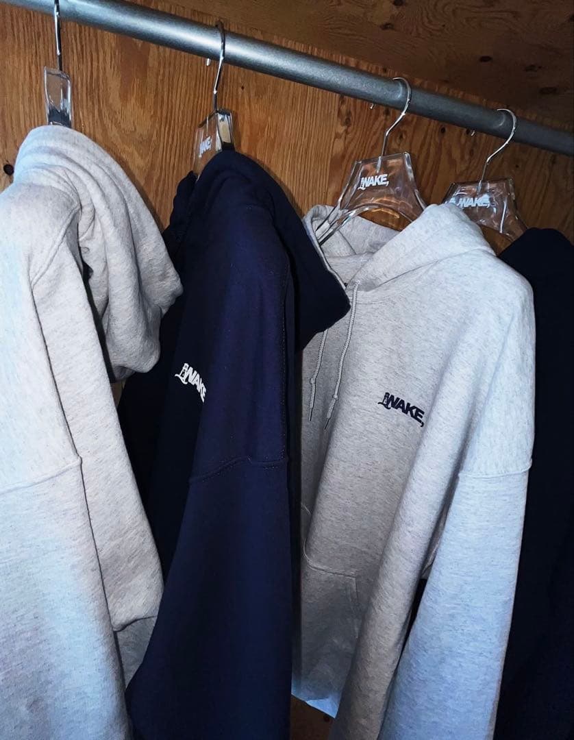 新品未開封！wake sapporo SW ネイビー XLhoodie パーカー - メルカリ