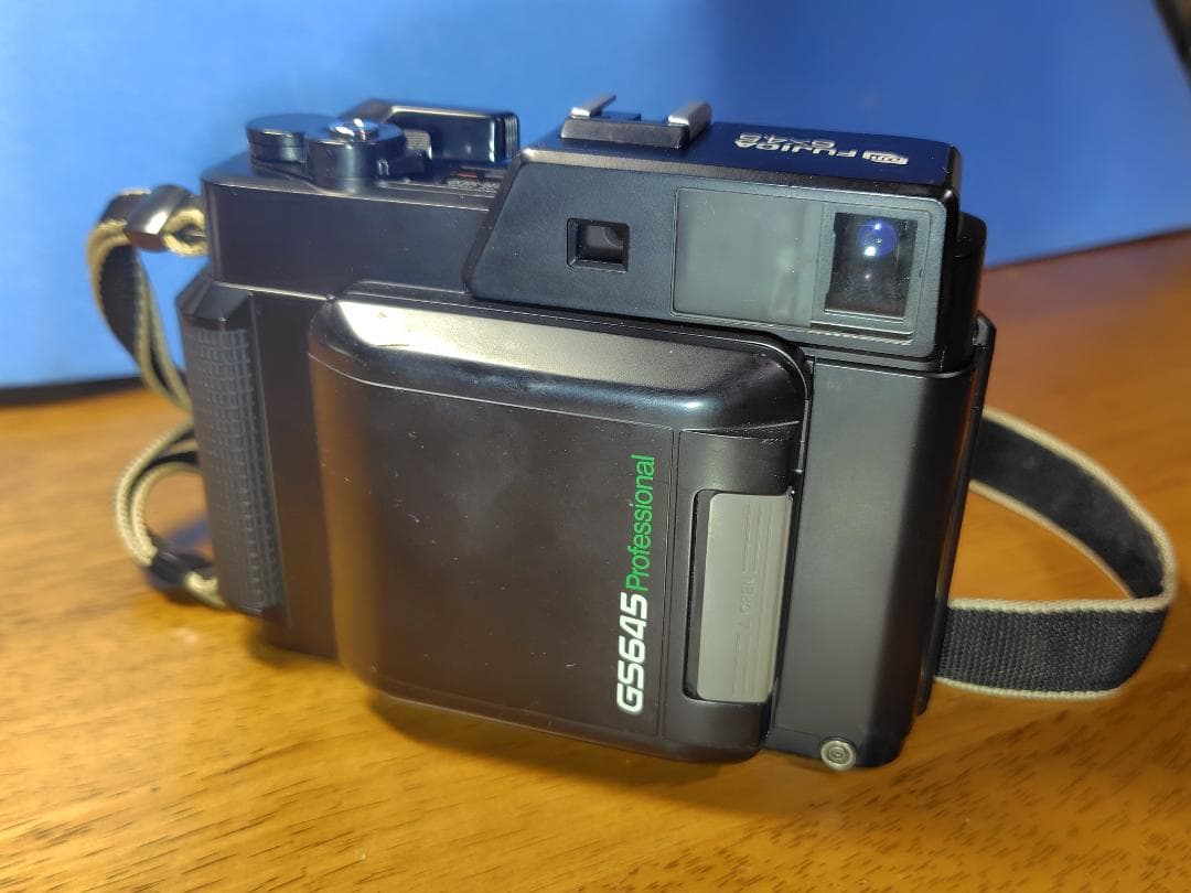 フジカ GS645 Professional レンジファインダー Fujica GS645 Professional - A 6x45 Rangefinder Review - By Rob