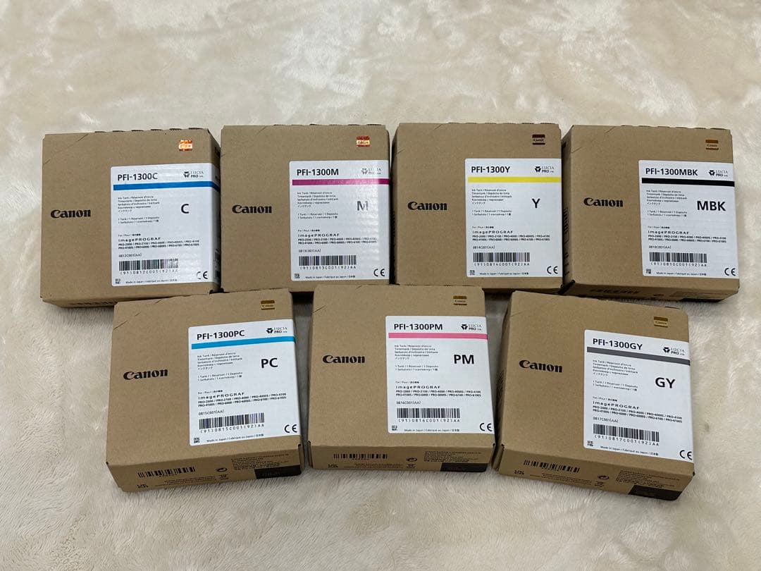 【新品未開封】期限2026.01〜06 キヤノンPFI-1300 インクタンク インクタンクPFI-1300 イエロー:インクカートリッジ 通販｜キヤノン