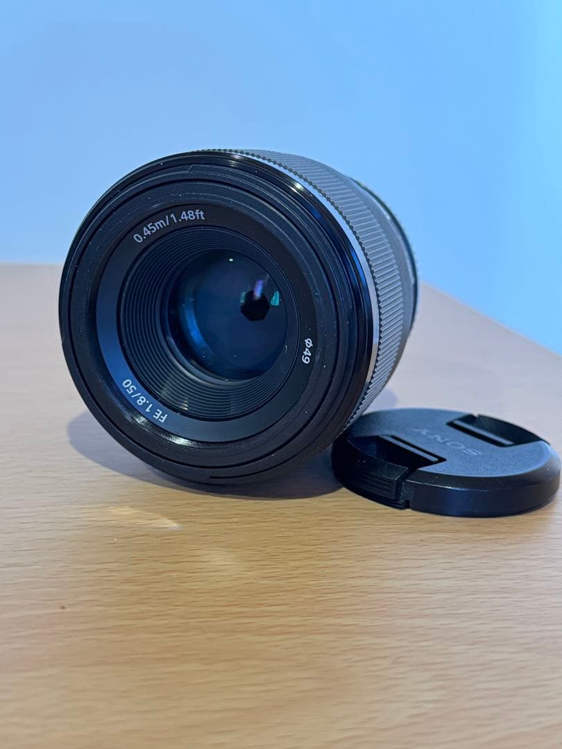 SONY 50mm 単焦点レンズEマウント用 純正レンズ SEL50F18F カメラレンズ E 50mm F1.8 OSS APS-C用 ブラック SEL50F18 [ソニーE